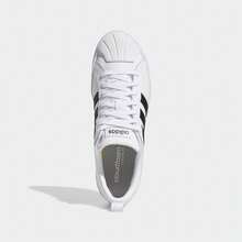 Men's Adidas STREETCHECK Casual Sports Sneakers - White - View 6