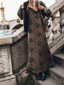 Women's French Leopard Print Slip Dress, V-Neck Sleeveless Lace Trim Casual Elegant Vacation Style Dress - Brown - View 2