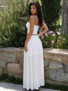 Women's Elegant White Strapless Metal Buckle & Pleated Flared Maxi Skirt Two Pieces Set, Chic Sexy Summer Vacation Outfit, Minimalist Garden Party Wear - White - View 4