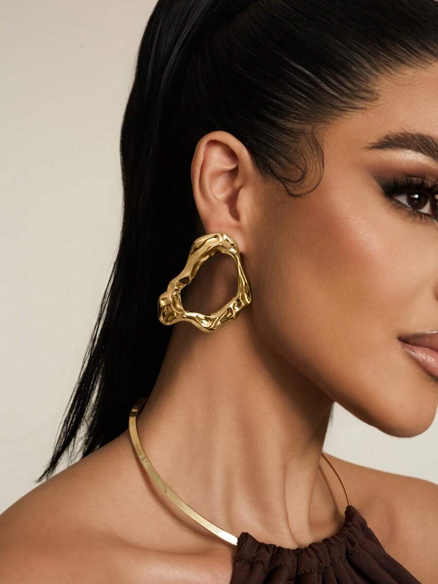 1 Pair Of European & American Geometric Asymmetrical Hollow Stud Earrings - Yellow Gold - View 1