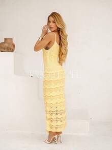 Midi Dress In Floral Knit With Lace Detailing, Cutouts, Lined, And Thin Straps. Perfect For Parties, New Year's Eve, Beach, Premium, And Elegant. - 奶油黃 - 查看 4