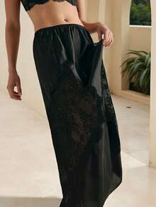 Women's Long Skirt Casual Lace Patchwork Solid Color Stylish Mid Rise Skirt For Spring And Summer - Black - View 3
