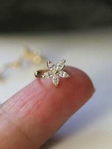 1 Pair S925 Sterling Silver Minimalist Cubic Zirconia Flower Stud Earrings, Fresh & Elegant Daily Wear 5-Petal Flower Hoop Earrings, Unique Luxury Gift - Flowers - View 4