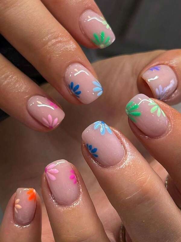 24pcs Cute Square Press On Fake Nails Pink Short Nail Colorful Flowers Acrylic French Fake Nails Women Coffin Nails