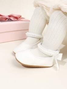 1双女婴蝴蝶结魔术贴平底防滑透气学步鞋，优雅玛丽珍款式，适合春秋季，0-15个月 - 白色 - 查看 5