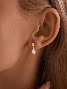 女士垂坠耳环，正式婚礼新娘耳环，14K镀金长款立方氧化锆水滴耳环，精致垂坠耳环，伴娘水滴耳环，舞会首饰 - 金色 - 查看 3