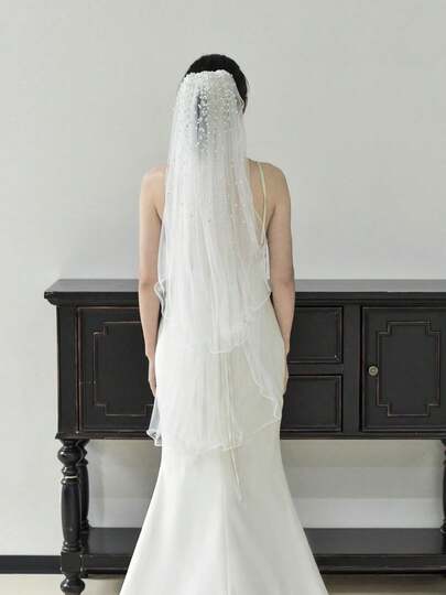 1 Stück zweischichtiger Perlen Brautschleier mit gezacktem Rand Design, süßes & elegantes Hochzeit Haaraccessoire