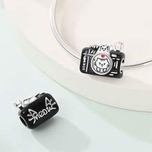 1个镀银旅行相机巴士行李珠饰品，适合制作原创3毫米手链、项链、DIY吊坠，可作为女士日常礼物、生日派对礼物、节日礼物。 - 彩色 - 查看 11