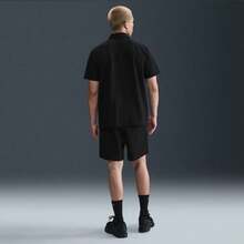 Nike 男士 AS M NK DF 24.7 PS SS 纽扣 D 短袖衬衫 HQ6959-010 - 黑色 - 查看 2