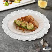 ZHFEISY Antique Charger Plates Bulk Round Plastic Dinner Plate Embossed Rim Server Plate Decorative Chargers Floral Plates For Dinner Parties Wedding - 100個-銀色2 - 查看 9