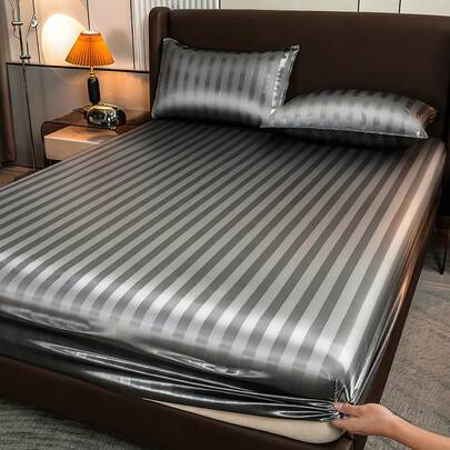 2/3pcs Luxury Satin Bedding Set, Bedding Ensemble, Fitted Sheet Set, Bed Cover Set, Solid Color Mattress Protector Set, Soft & Comfortable Bedroom Bedding Set, Thick Mattress Pad Cover, 1pc Mattress Cover + 1/2pcs Pillow Shams, Bed Cover Set, Suitable For Twin, Full, Queen, King Size Beds, Super Soft & Breathable, Silky Smooth, Wrinkle-Resistant, Machine Washable Fitted Sheet