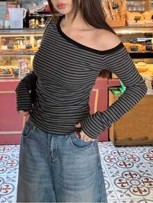 独特设计斜肩条纹针织长袖T恤，修身打底衫，女士春夏款 - 灰色 - 查看 5