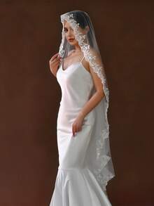 1件蕾丝刺绣新娘头纱，优雅精致，适合搭配婚纱礼服。 - 彩色 - 查看 10