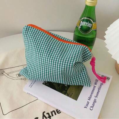 经典小格纹化妆包，便携外出包，复古撞色文具包，大容量多功能铅笔盒