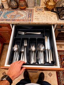 1pc Flat Cutlery Tray, Kitchen Spoon Holder Rack, Silverware Organizer, Kitchen Storage Rack, Drawer Compartment Cutlery Box, In-Cabinet Knife Fork Chopstick Holder, Kitchen Utensil Organizer, Drawer Knife Fork Tray - Multicolor - View 4