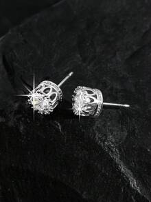 一对时尚百搭的奢华几何耳钉，方形、圆形、扭腰心形、星球环绕等多种造型，男女皆宜，精致优雅，适合作为珠宝礼物和日常佩戴。 - 彩色 - 查看 12