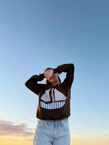 1pcs 3d Pattern Patch Off-Shoulder Long-Sleeved Sweatshirt, Sailboat Pattern, One-Shoulder Pullover, Autumn And Winter New Style, Women's Clothing - 咖啡棕 - 查看 7