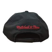 Mitchell & Ness Black NBA Atlanta Hawks Airbrush Snapback Hat - 黑色 - 查看 4