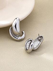 1 Pair Fashionable Minimalist Exaggerated Geometric Metal Oval Texture Earrings For Women - Yellow Gold - View 4