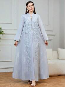 Solessence 优雅女士斋月新款长款针织长袍，饰以花卉串珠，适合开斋节庆祝活动、居家、约会和日常穿着。 - 灰色 - 查看 1