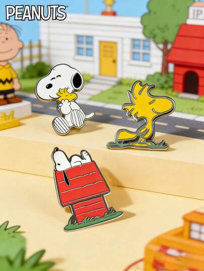  1PC Peanuts Officially Licensed Snoopy & Woodstock Enamel Pin Snoopy On Doghouse Enamel Pin Metal Brooch Enamel Pin Cute Cartoon Couples Gifts Puppy Personalized Collectibles Character Model Jewelry Decorative Backpack Bookbag Costume Cloth Bag Pencil Case Cute And Fashionable Badge Suitable Men Women Daily Wear Birthday Gift