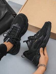 男士经典纯黑色皮革网面系带厚底运动鞋，舒适休闲运动鞋，适合青少年和情侣穿着，日常百搭。 - 全黑 - 查看 8