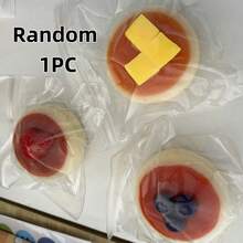 随机草莓蓝莓冰淇淋蛋糕造型挤压玩具，减压玩具，返校用品，冬季用品，感恩节，圣诞节，沙特国庆日，生日，节日，新年，情人节，送给男友/女友的礼物，成人适用 - 彩色 - 查看 6