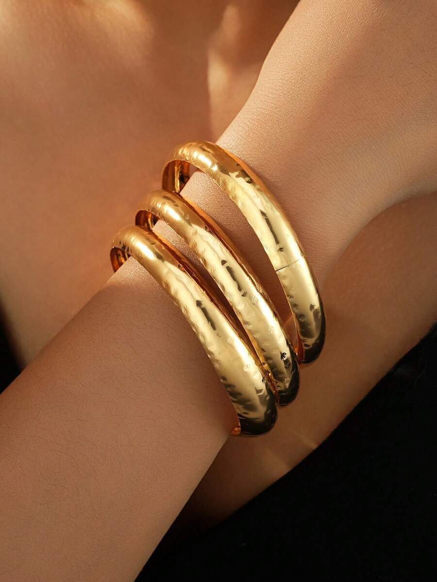 3pcs/Set Retro Fashionable Elegant Exaggerated Metallic Hammered Gold Bangle Set, Minimalist Chic Jewelry Suitable For Women, Men, Couples, Vacation, Casual, Party, Date, Holiday, Birthday Gift, Versatile Accessory - Yellow Gold - View 1