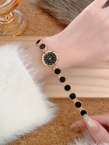 1pc New Fashion Women's Watch, Elegant Triangular Dial, Business Quartz Watch, Suitable For Daily Life, Parties And Banquets - Black - View 2