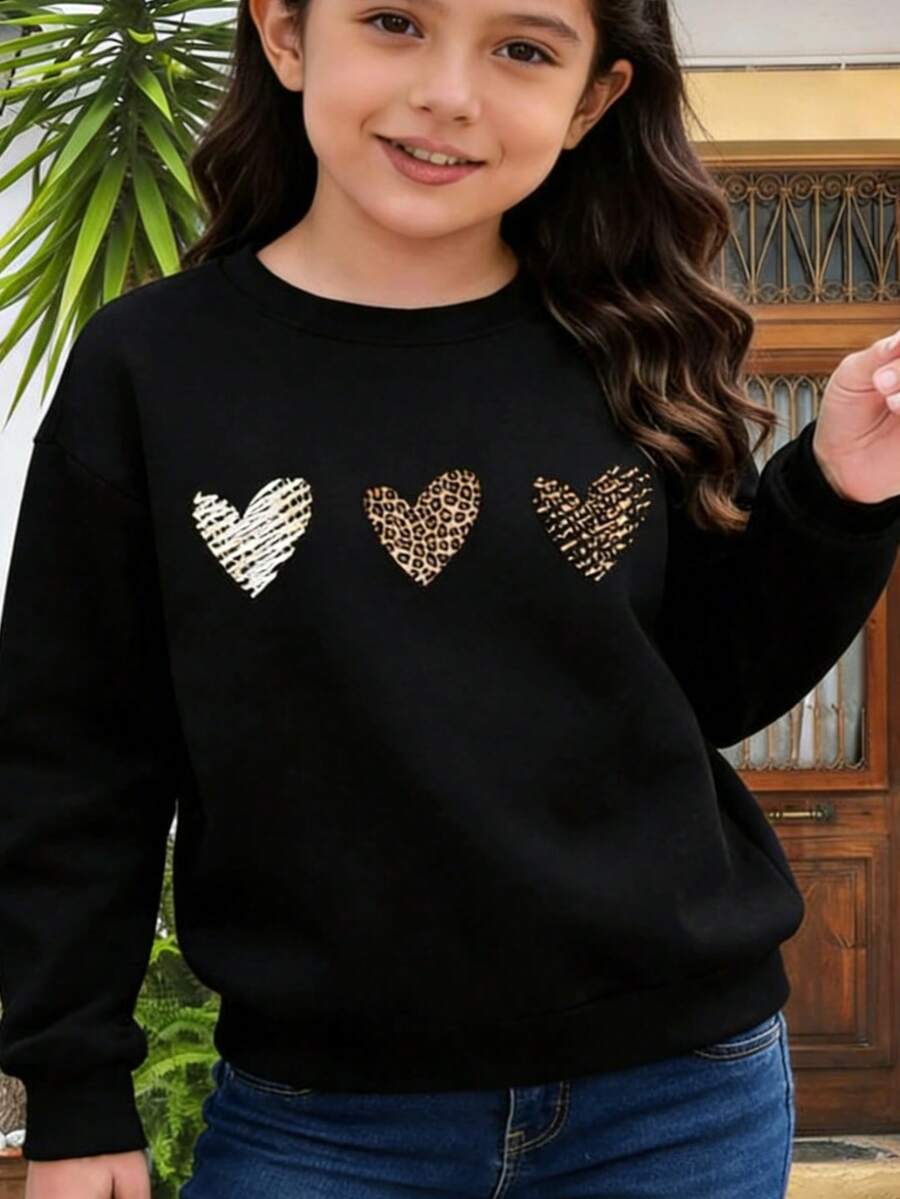 KID004|SUDADERA AFELPADA CUELLO REDONDO CON DISEÑO DE 3 CORAZONES ANIMAL PRINT IDEAL PARA EL FRÍO - Negro - Ver 1