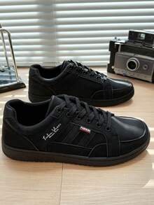 男士黑色基础款PVC系带滑板鞋，户外字母条纹休闲运动鞋 - 黑色 - 查看 8