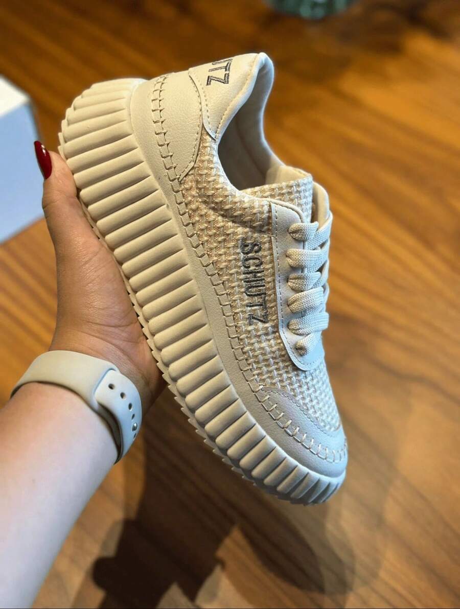 Women's Casual Platform Sneakers - Stylish, Comfortable, Lightweight, Soft - Blogger Style - Creme - View 1