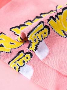 Noctvar OBM Sleepwear X TOM & JERRY 2双猫鼠图案女士短袜，可爱卡通爱心设计短袜，时尚猫鼠图案女士袜，傲娇兔子图案透气休闲男女通用袜，适合学生/成人作为礼物或日常穿着，情侣款 - 彩色 - 查看 9