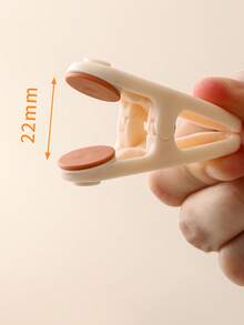 12pcs Seamless Windproof Clips, Plastic Clothespins For Hanging Clothes, Socks, Prevent Fading During Drying - 12-piece Pack - View 9