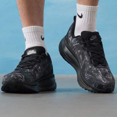 Nike 男士 VOMERO 18 厘米休闲运动减震透气网面跑步鞋