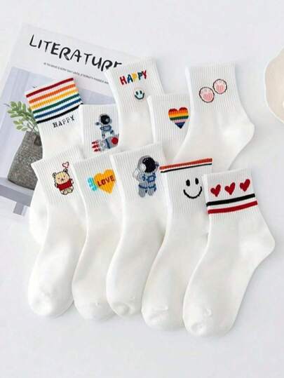 10 Pairs Women's Cute Cartoon & Colorful Striped Pattern Fashion Comfortable Ankle Socks