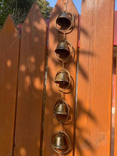 1pc Metal Bell Wind Chime, Iron Art Hanging Decor With Chain, Suitable For Home, Garden And Patio Decoration, Window, Balcony, Door Handle Decor, 5 Bronze Bells Hanging Ornament For Indoor And Outdoor Wall Decoration