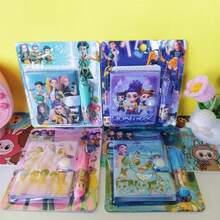 SHARLOVY 1 Set Nuevo Juego de Papelería de Cazador de Brujas de Dibujos Animados, Mini Libreta Magnética Colgante Bolígrafo, Caja de Regalo de Papelería Portátil de Alta Calidad, Estilo Aleatorio, Regalo de Año Nuevo/Cumpleaños - Multicolor - Ver 2