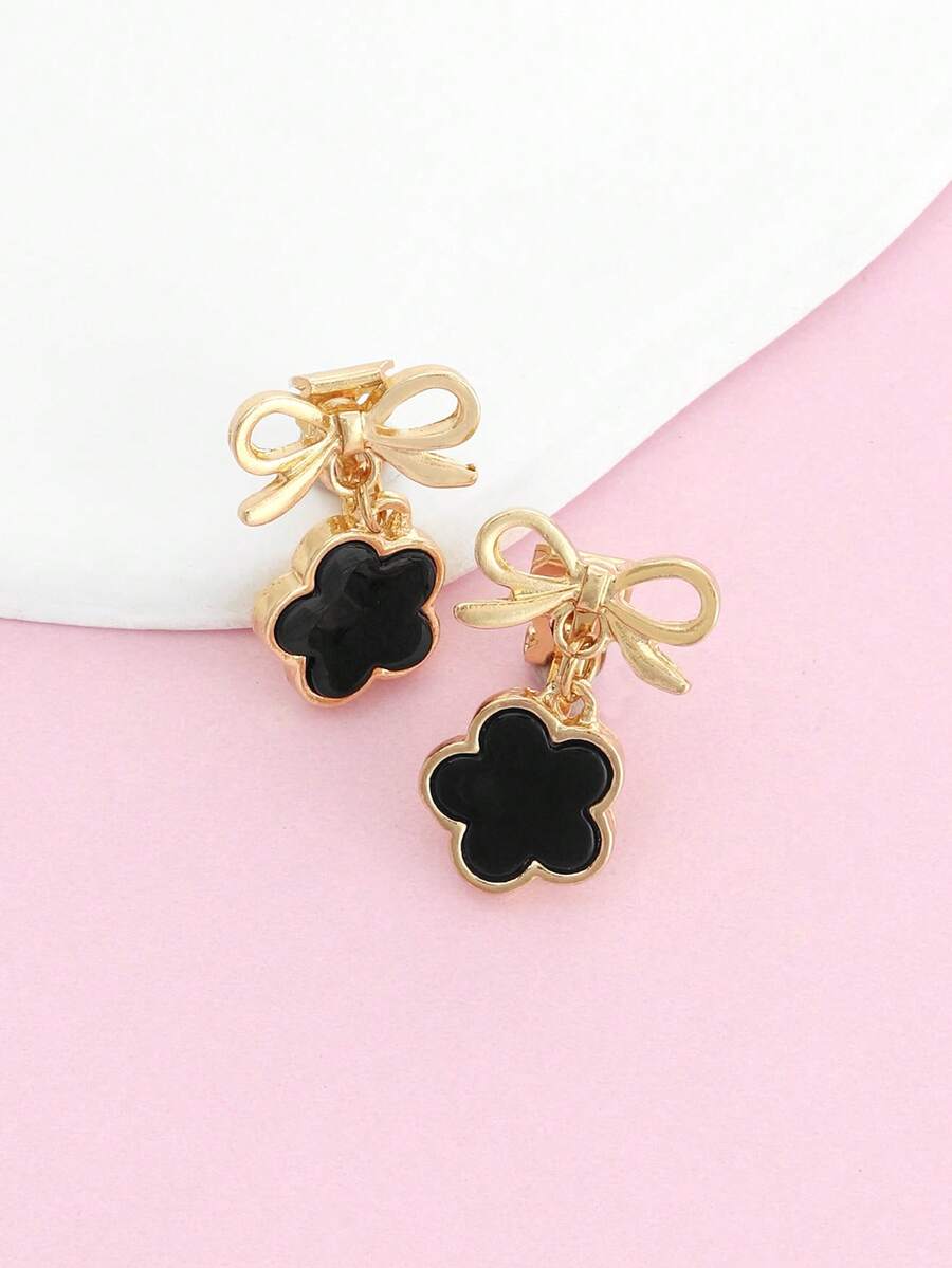 可爱甜美的蝴蝶四叶草系列，流行时尚耳环 - 彩色 - 查看 1