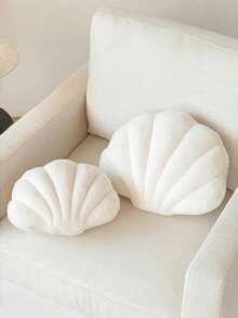 Seashell Throw Pillow, Soft Faux Fur Decorated Seashell Shaped Decorative Pillow, Suitable For Sofa Bed, Fashionable Beach Style Cushion, Home Decor - White - View 2