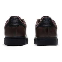 Adidas Originals 女士运动鞋，舒适低帮，SUPERSTAR II W 休闲轻便透气运动鞋 KI3569 - 岩層深土地棕/漢玉白 - 查看 5