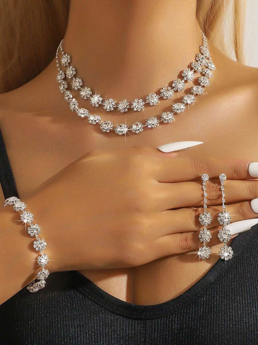 这款优雅百搭的项链、耳环和手链套装，饰有水钻水晶几何流苏，适合女性日常、约会、婚礼、派对、情人节和节日佩戴，也是一份理想的礼物。 - 銀色 - 查看 1