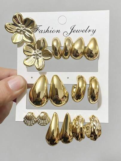 16件套金色时尚耳环套装，包含花朵、水滴、心形和C形设计，时尚优雅，适合日常佩戴、派对和聚会。是送给女朋友和母亲的绝佳礼物。