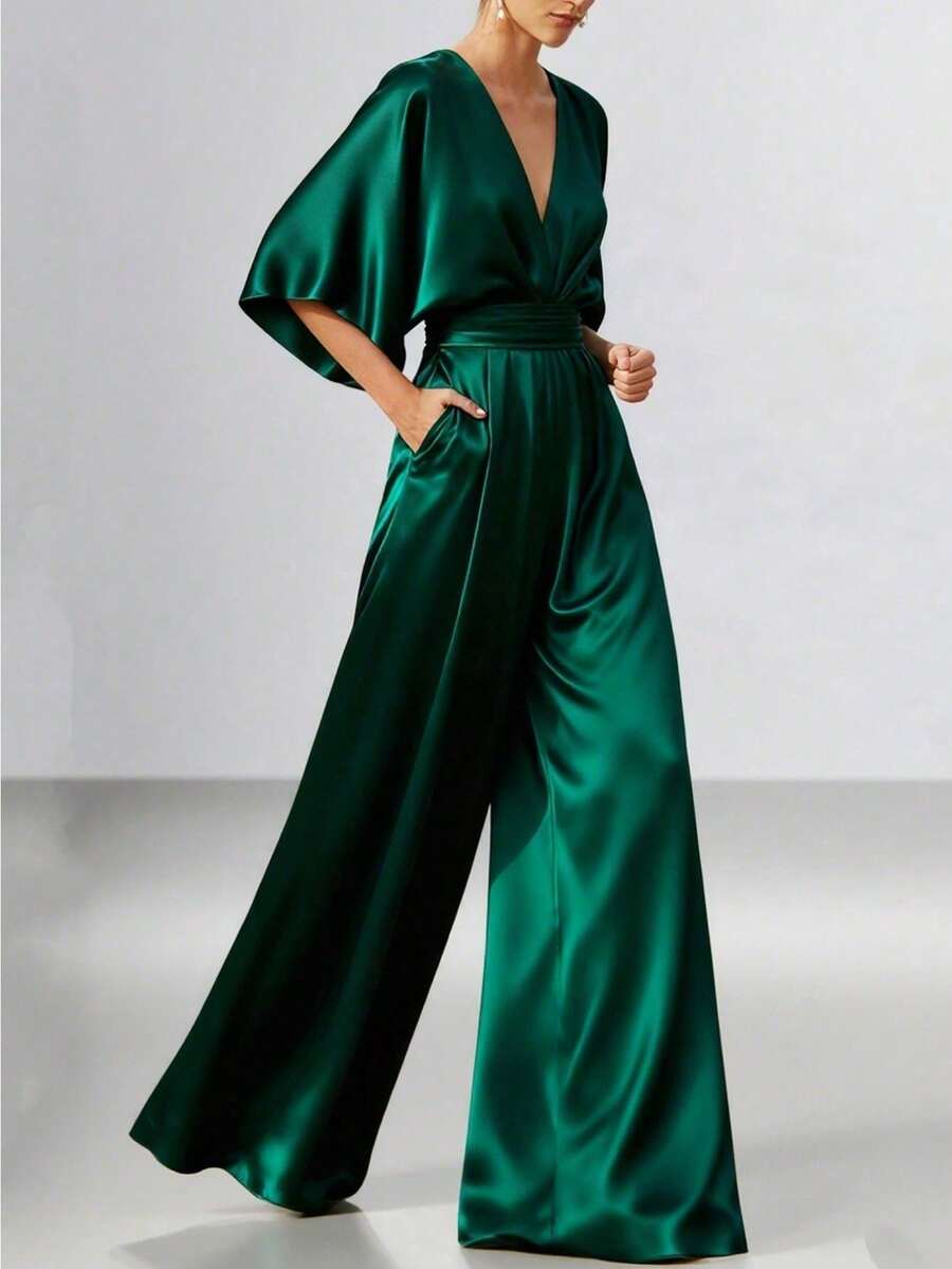 Magic Mia Women's Emerald Green Satin Jumpsuit - V-Neck With Batwing Sleeve & Wide-Leg | Elegant Tailored Fit For Formal Events, Evening Parties & Sophisticated Styling (Satin Luxurious & Flowy) For Chic Looks - 綠色 - 查看 1