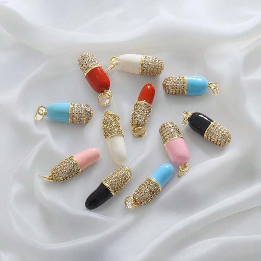 1件铜质微镶嵌锆石创意药丸吊坠，可DIY手链、项链、耳环、手机链、包包挂饰，手工饰品 - 彩色 - 查看 1