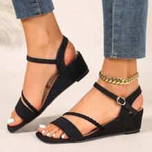 2026 New Summer Women's Mid-Heel Thick Heel Strap Roman Sandals - Black - View 9