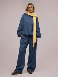 Women's Oversized Hooded 2 Piece Tracksuit Casual Loose Fit Hoodie And Wide Leg Pants Set Women's Casual Oversized 2 Piece Hooded Tracksuit Loose Fit Hoodie And Wide Leg Pants Loungewear Summer Casual: Oversized Hoodie Tracksuit For Women 2 Piece Casual Loose Fit Outfit - 藍色 - 查看 4