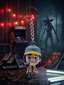 1 buah Gantungan Kunci Figur 3D Stranger Things Berlisensi Resmi Netflix, Gantungan Kunci Karakter Mini Koleksi yang Menampilkan Eleven, Eddie Munson, Lucas Sinclair, Robin Buckley & Demogorgon, Dekorasi Meja Bergaya Anime & Gantungan Kunci, Hadiah Liburan Sempurna untuk Teman & Penggemar - MultiWarna - View 3