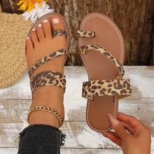 2026 New Women's T-Strap Sandals, Casual Vacation Fashion Flat Toe-Ring Sandals, Versatile Non-Slip Beach Flip Flops - Embroidered Leopard Print - View 9