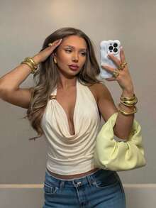 Y2K风格米色露脐无肩带修身上衣，饰有金属纽扣，适合外出和夏季约会。 - 杏色 - 查看 1